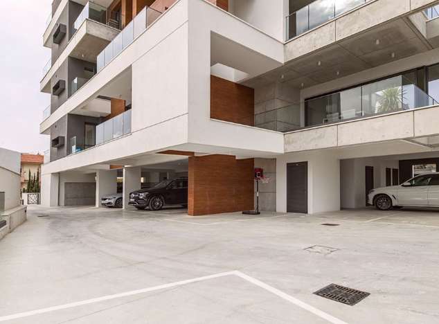 Image No.10-2 Bed Apartment for sale