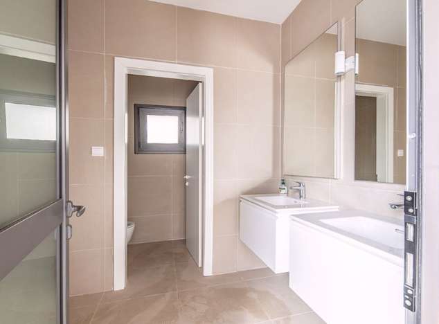 Image No.18-2 Bed Apartment for sale
