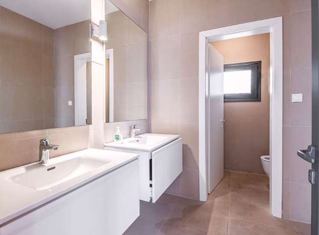 Image No.6-2 Bed Apartment for sale