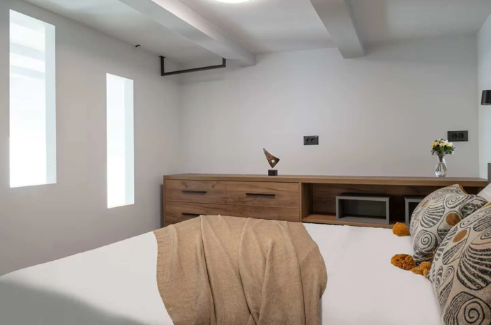 Image No.27-3 Bed House for sale