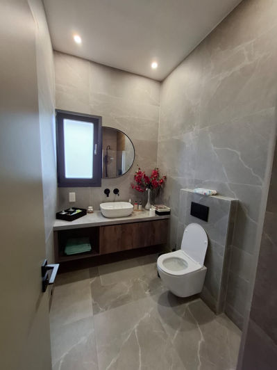 Image No.22-4 Bed Property for sale