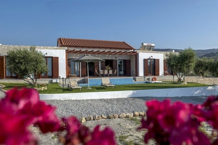 Image No.2-4 Bed Property for sale