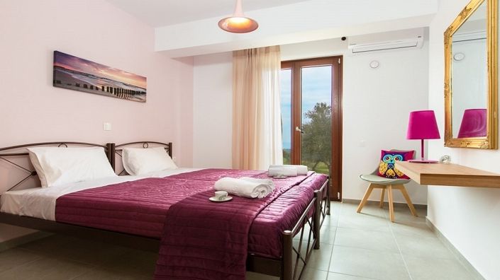 Image No.9-4 Bed Property for sale