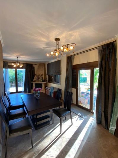 Image No.27-7 Bed House for sale