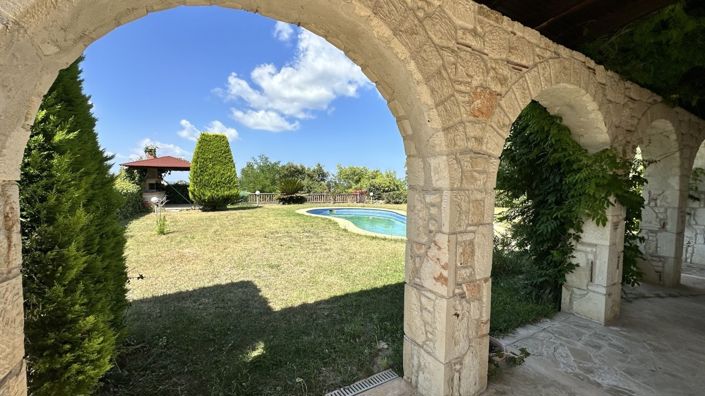 Image No.37-7 Bed House for sale