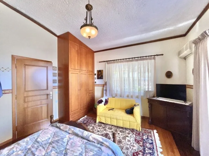 Image No.16-2 Bed House for sale
