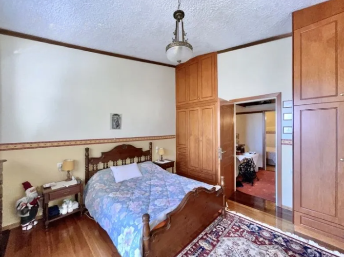 Image No.18-2 Bed House for sale