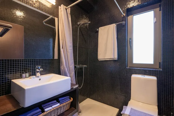 Image No.14-7 Bed House for sale