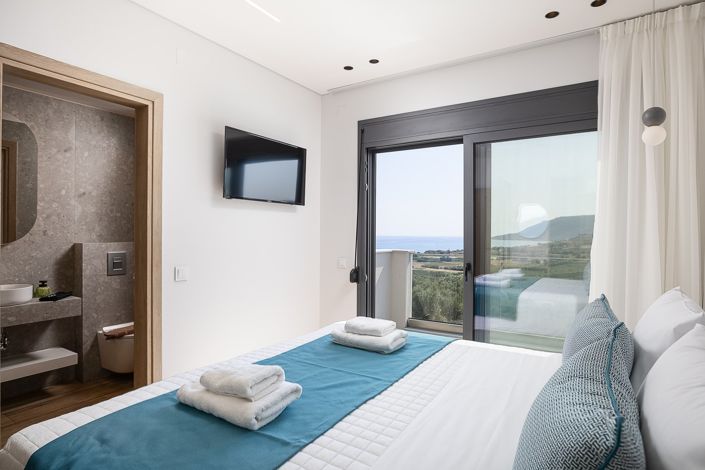 Image No.19-5 Bed House for sale