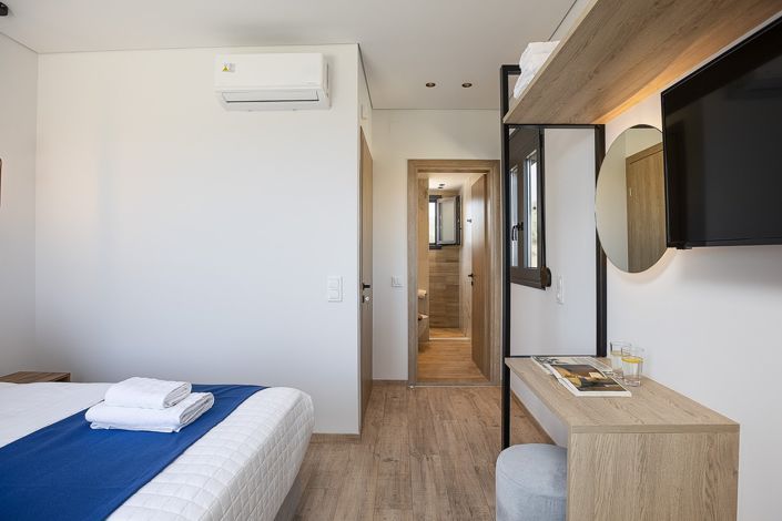 Image No.20-5 Bed House for sale