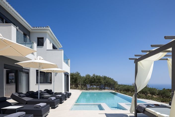 Image No.3-5 Bed House for sale