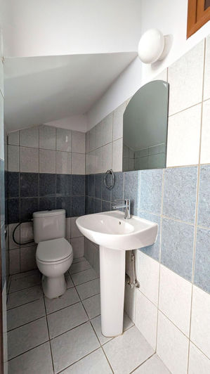 Image No.20-Propriété de 4 chambres à vendre à Nicosie