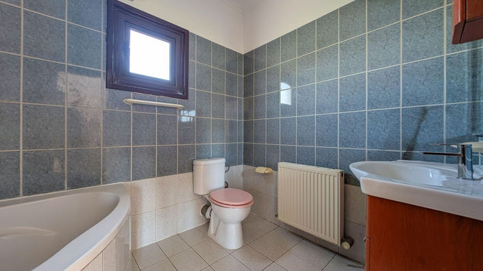 Image No.23-Propriété de 4 chambres à vendre à Nicosie