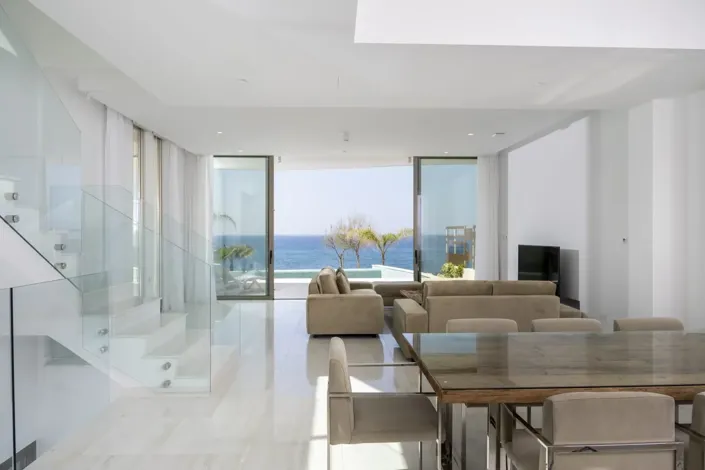 Image No.18-5 Bed House for sale
