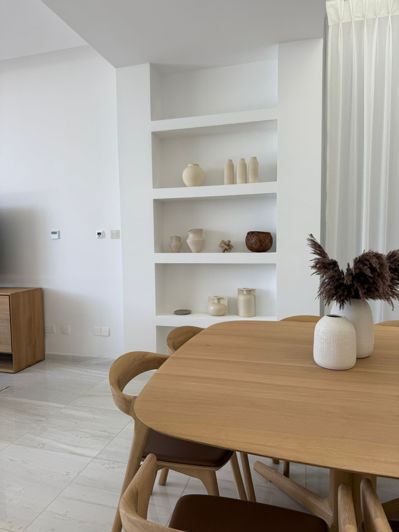 Image No.4-5 Bed House for sale
