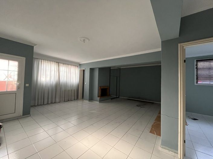 Image No.14-3 Bed House for sale
