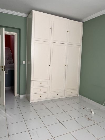 Image No.24-3 Bed House for sale