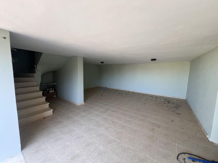 Image No.20-3 Bed House for sale