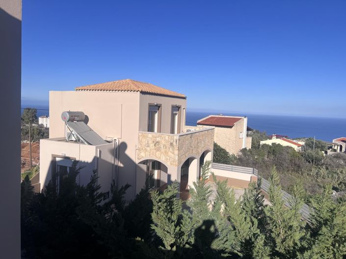 Image No.6-3 Bed House for sale