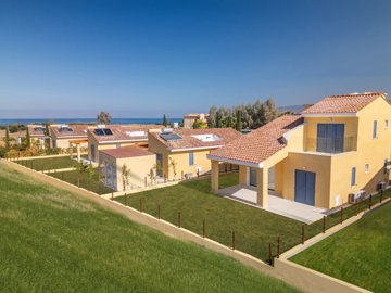 67447-town-house-for-sale-in-acheleiaorig
