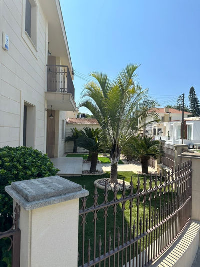 Image No.6-5 Bed Property for sale