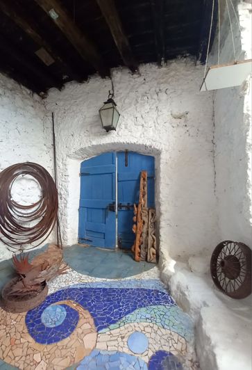Image No.2-4 Bed House for sale