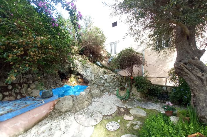 Image No.8-4 Bed House for sale