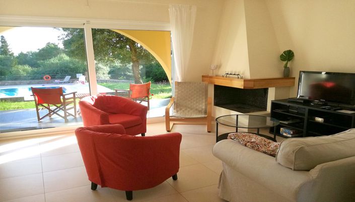 Image No.10-3 Bed House for sale