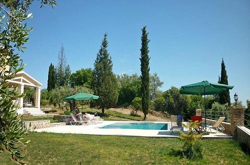 Image No.17-3 Bed House for sale