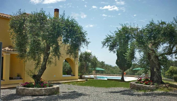 Image No.3-3 Bed House for sale