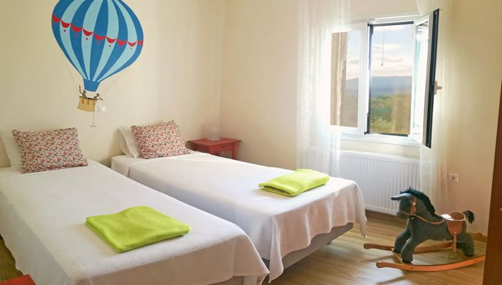 Image No.8-3 Bed House for sale
