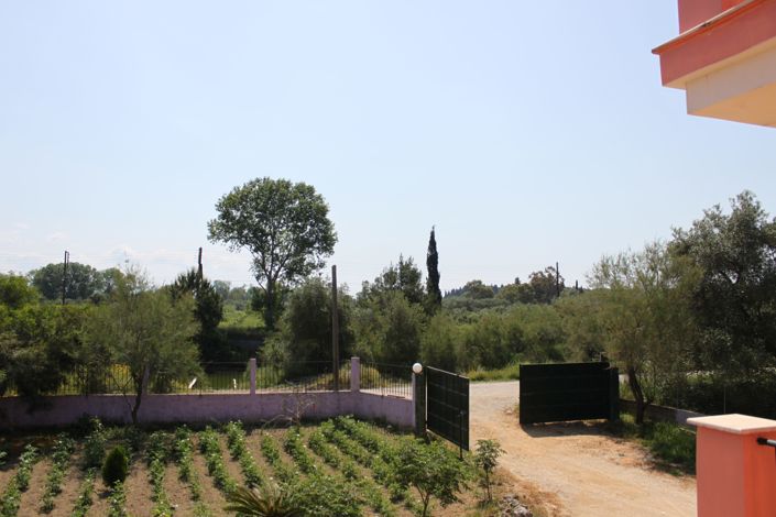 Image No.3-6 Bed Apartment for sale
