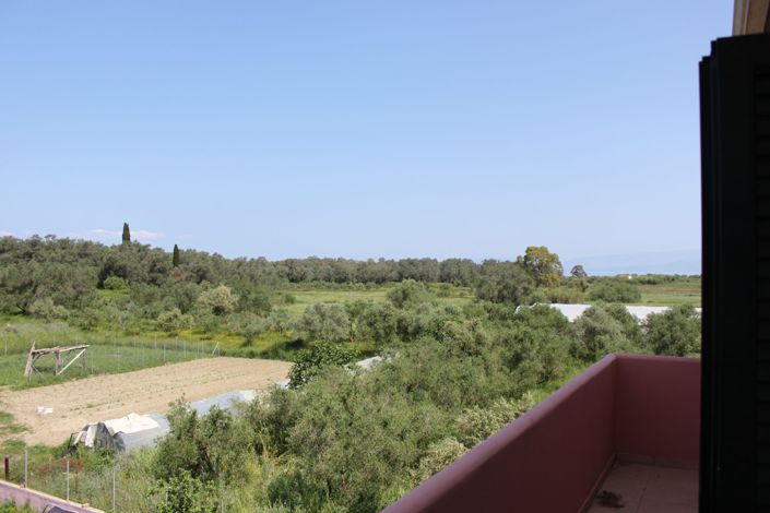Image No.8-6 Bed Apartment for sale