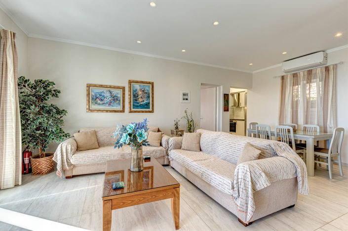Image No.28-3 Bed House for sale