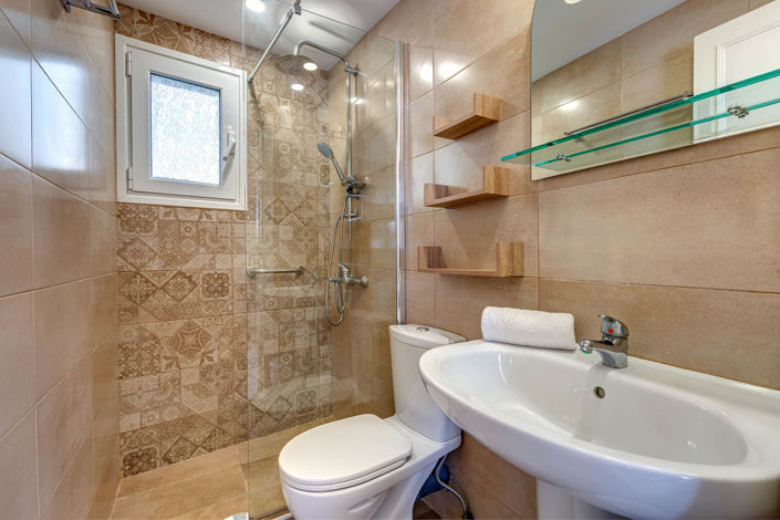 Image No.31-3 Bed House for sale
