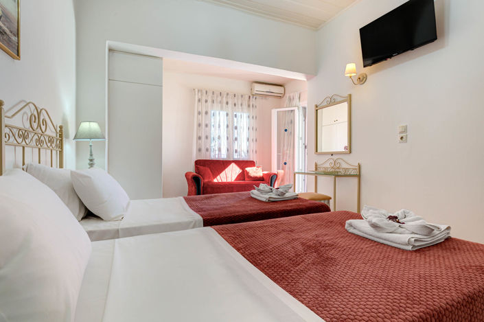 Image No.8-3 Bed House for sale