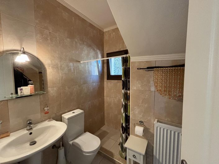 Image No.31-4 Bed House for sale