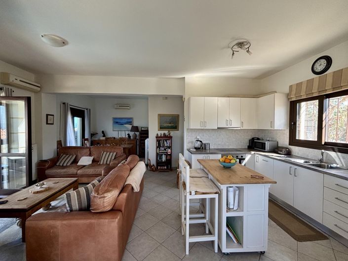 Image No.36-4 Bed House for sale