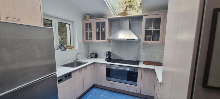 Image No.14-12 Bed House for sale