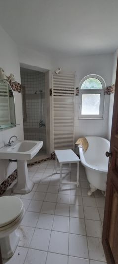 Image No.59-12 Bed House for sale