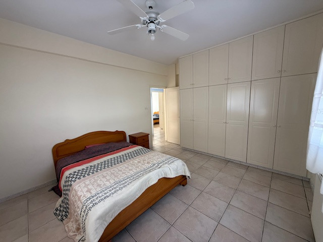 Image No.33-6 Bed Property for sale
