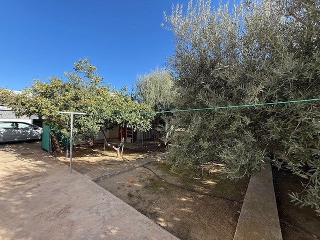 Image No.36-6 Bed Property for sale
