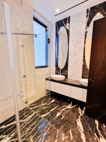 Image No.4-2 Bed House for sale