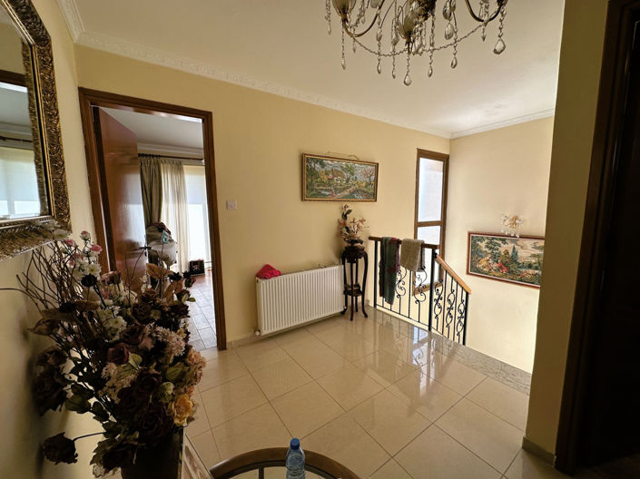 Image No.14-4 Bed Property for sale