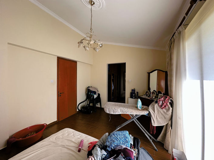 Image No.27-4 Bed Property for sale