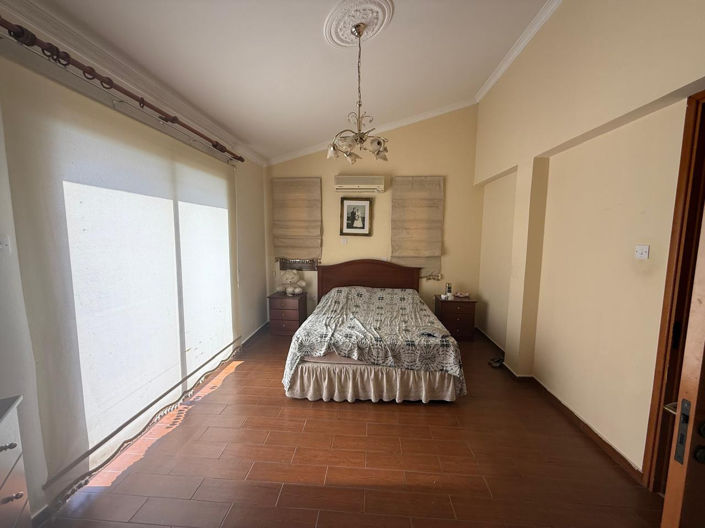 Image No.29-Propriété de 4 chambres à vendre à Aradippou