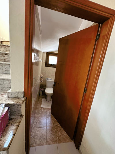 Image No.30-4 Bed Property for sale