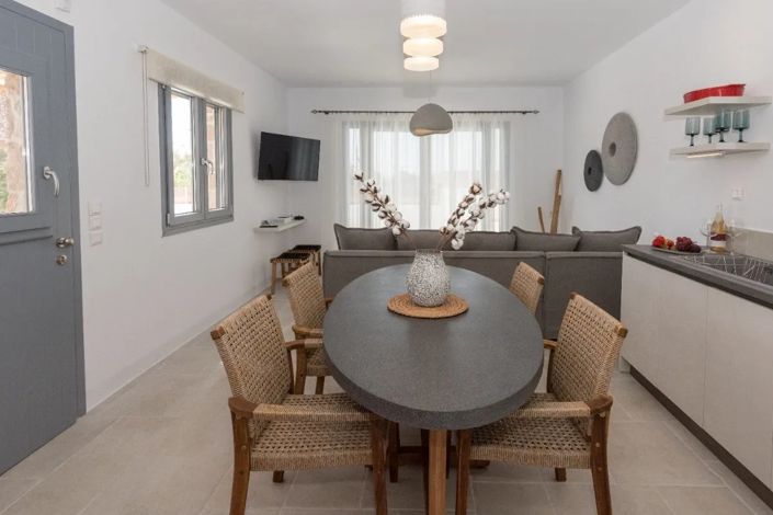 Image No.9-3 Bed House for sale