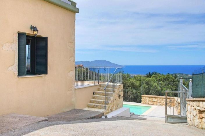 Image No.14-5 Bed House for sale
