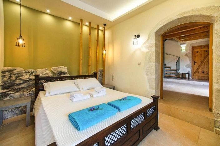 Image No.21-5 Bed House for sale